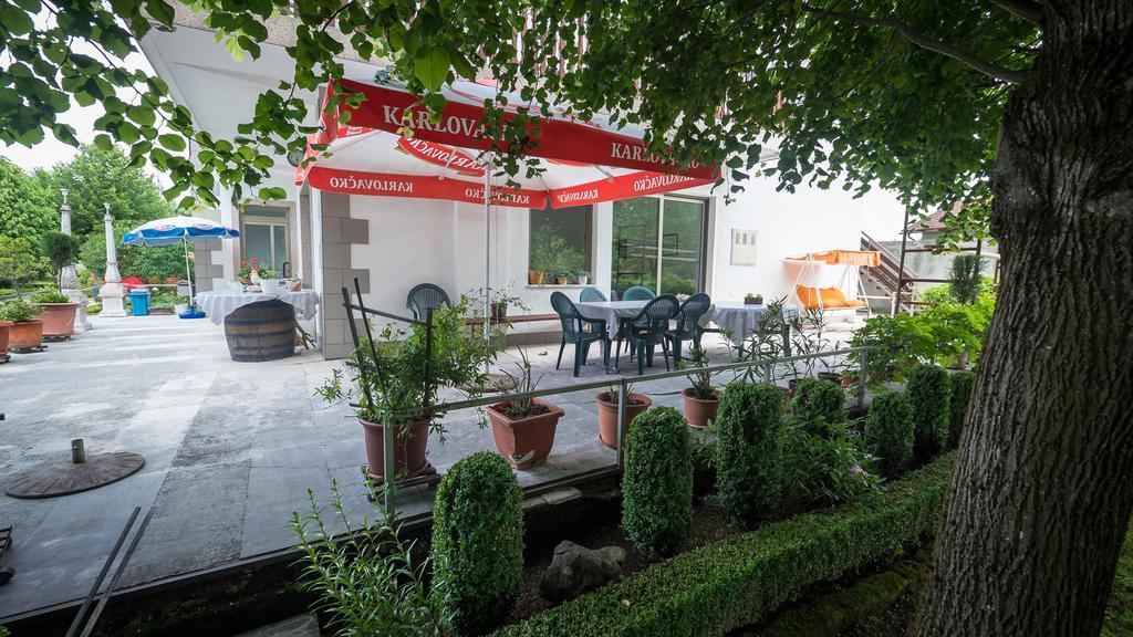 Guest House Hodak Rakovica Kültér fotó