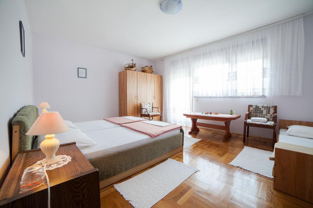 Guest House Hodak Rakovica Kültér fotó